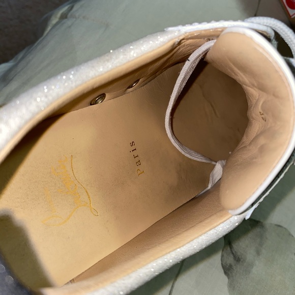 Christian Louboutin - Picture 8 of 13